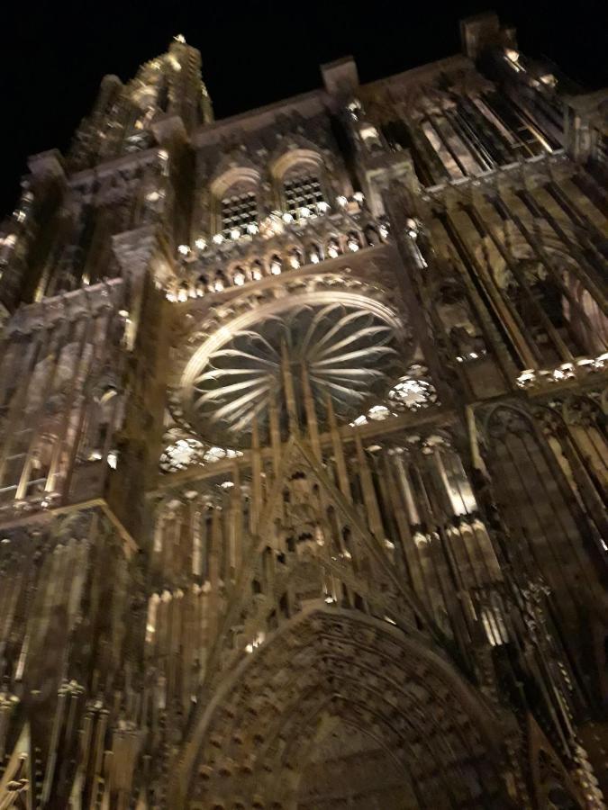 Un séjour de Charme à STRASBOURG Extérieur photo